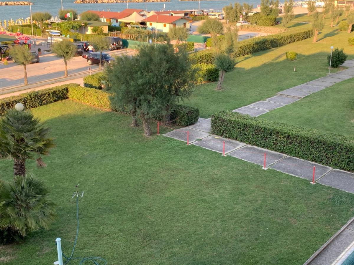 Al Mare Apartament Apartamento Fano Exterior foto