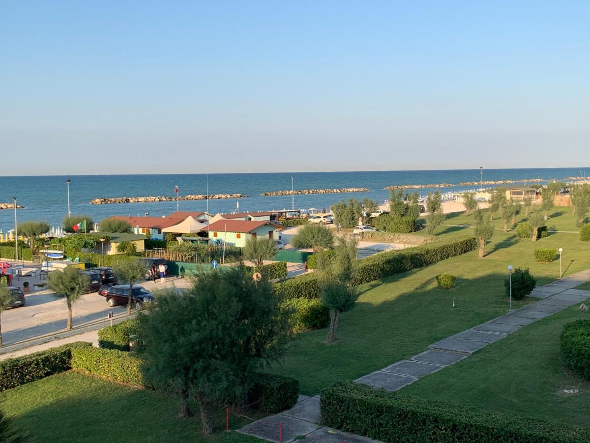 Al Mare Apartament Apartamento Fano Exterior foto